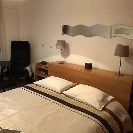 With Private Wc, Near Lisbon * Carnaxide